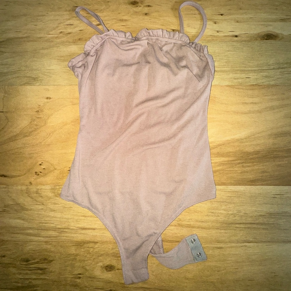 Tan Kittenish body suit XS BUNDLE 2/$10